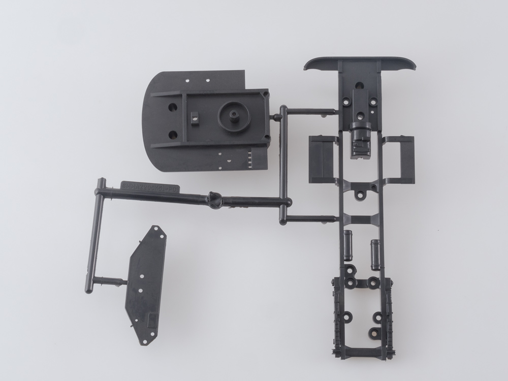 1164KIT Сборная модель  Автокран К-51 на шасси МАЗ-200 AVD Models