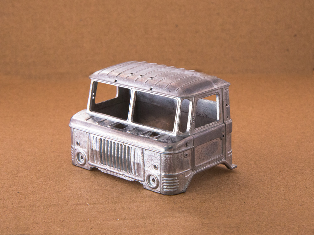 1382AVD Сборная модель Передвижной стоматологический кабинет КСП-2001 AVD Models