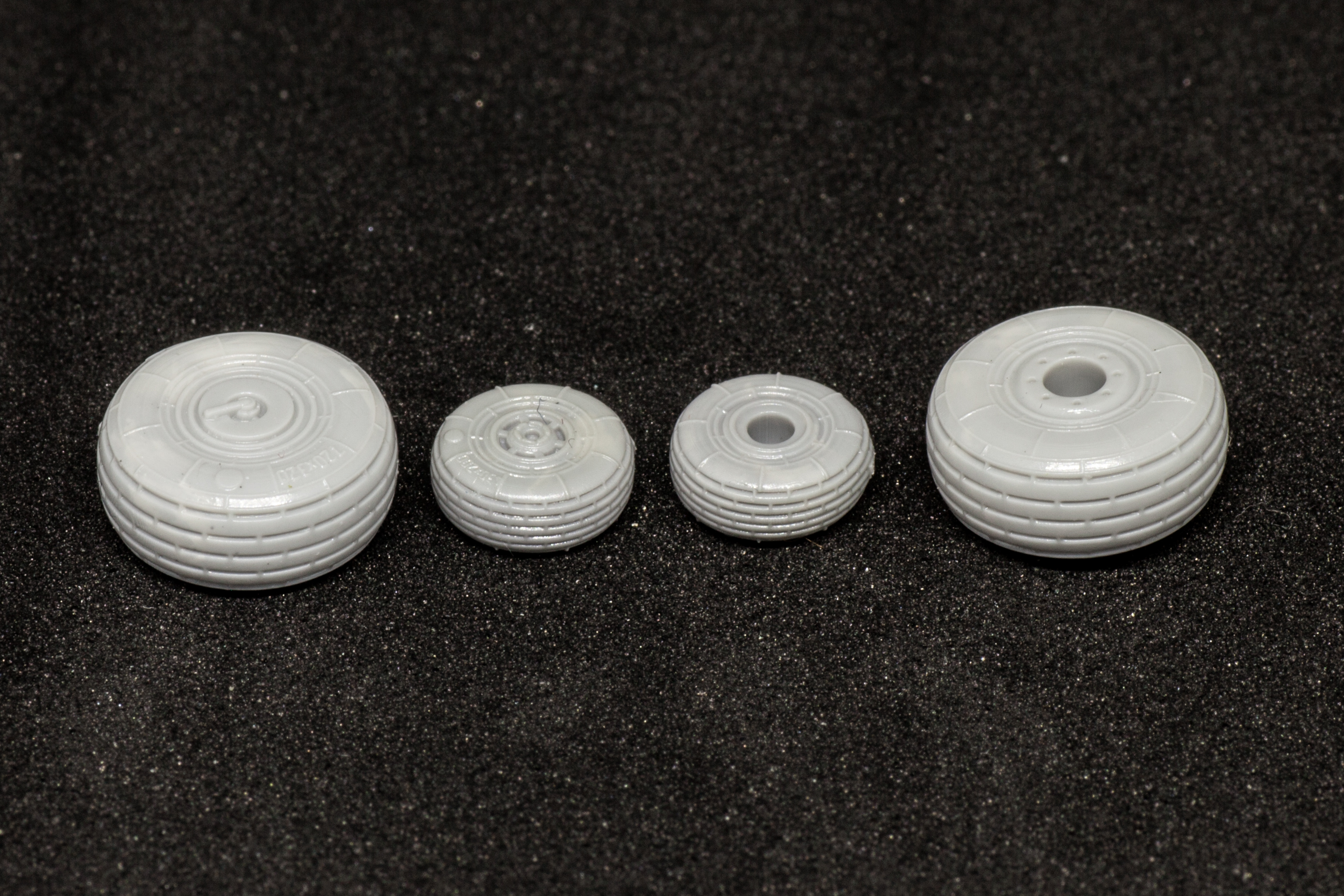 AM7219  Колеса для Ми-24 (Ми-35) 1/72