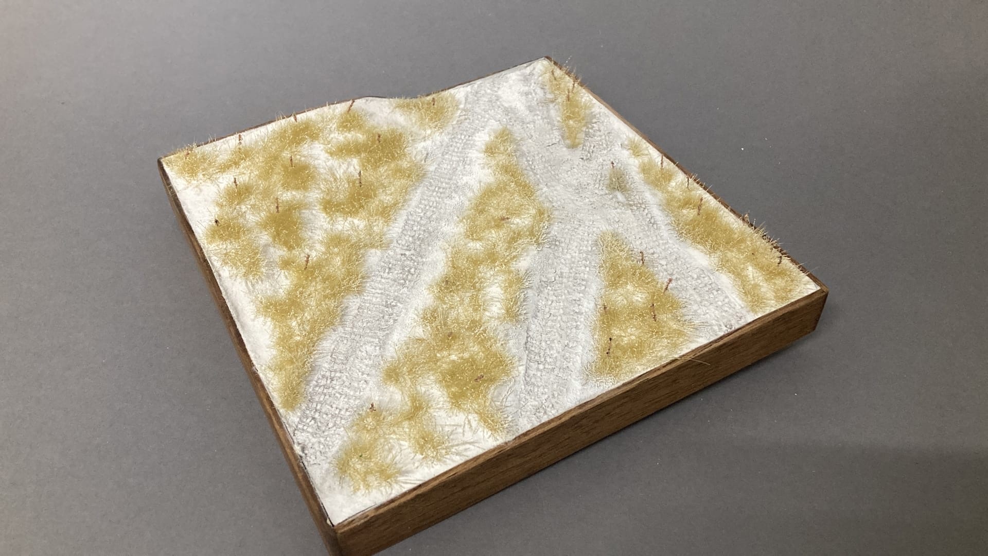 HM01004 Развилка зима (20*20 см)