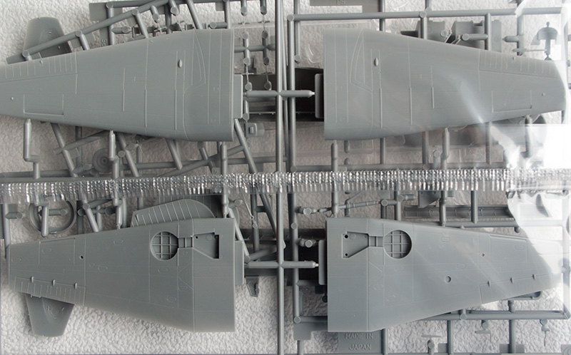 01998HG Самолет TBM-1C/3 Avenger 'Escort Carrier Combo' Hasegawa