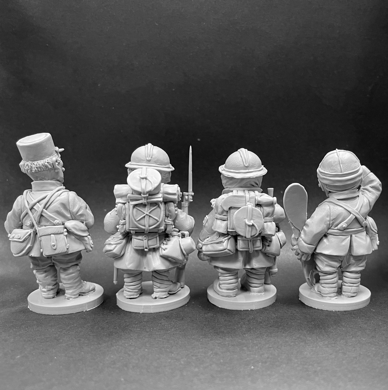 CHM-50.11. WW1: Французская армия №1. В комплекте 4 фигуры. Материал - смола. Chronos Miniatures