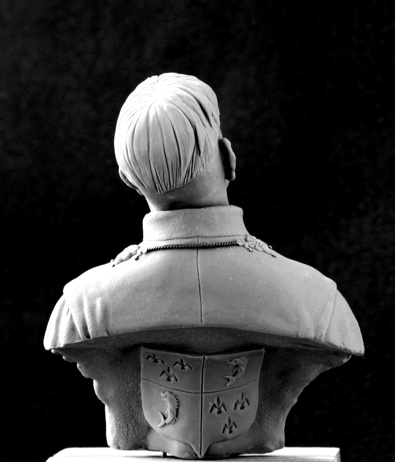 CHM-B003. Дофин Франции. 200 мм (масштаб 1/10). Материал - смола. Chronos Miniatures