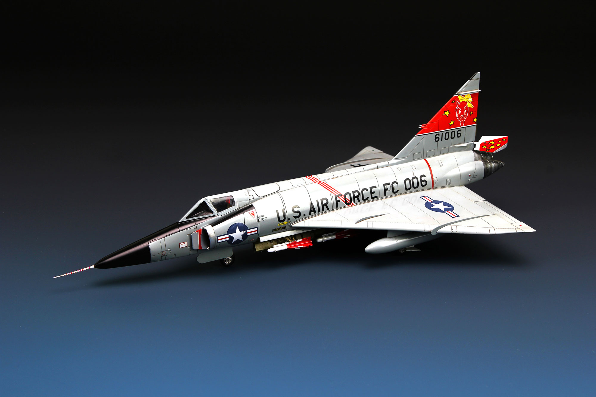 DS-003 F-102A (Case X) Meng
