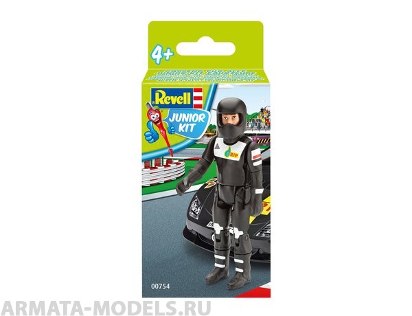 00754 Фигурка автогонщика Revell