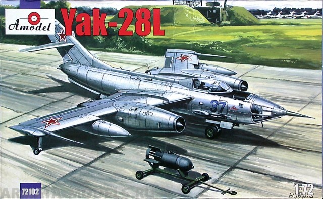 AM72102 YAK-28L Amodel
