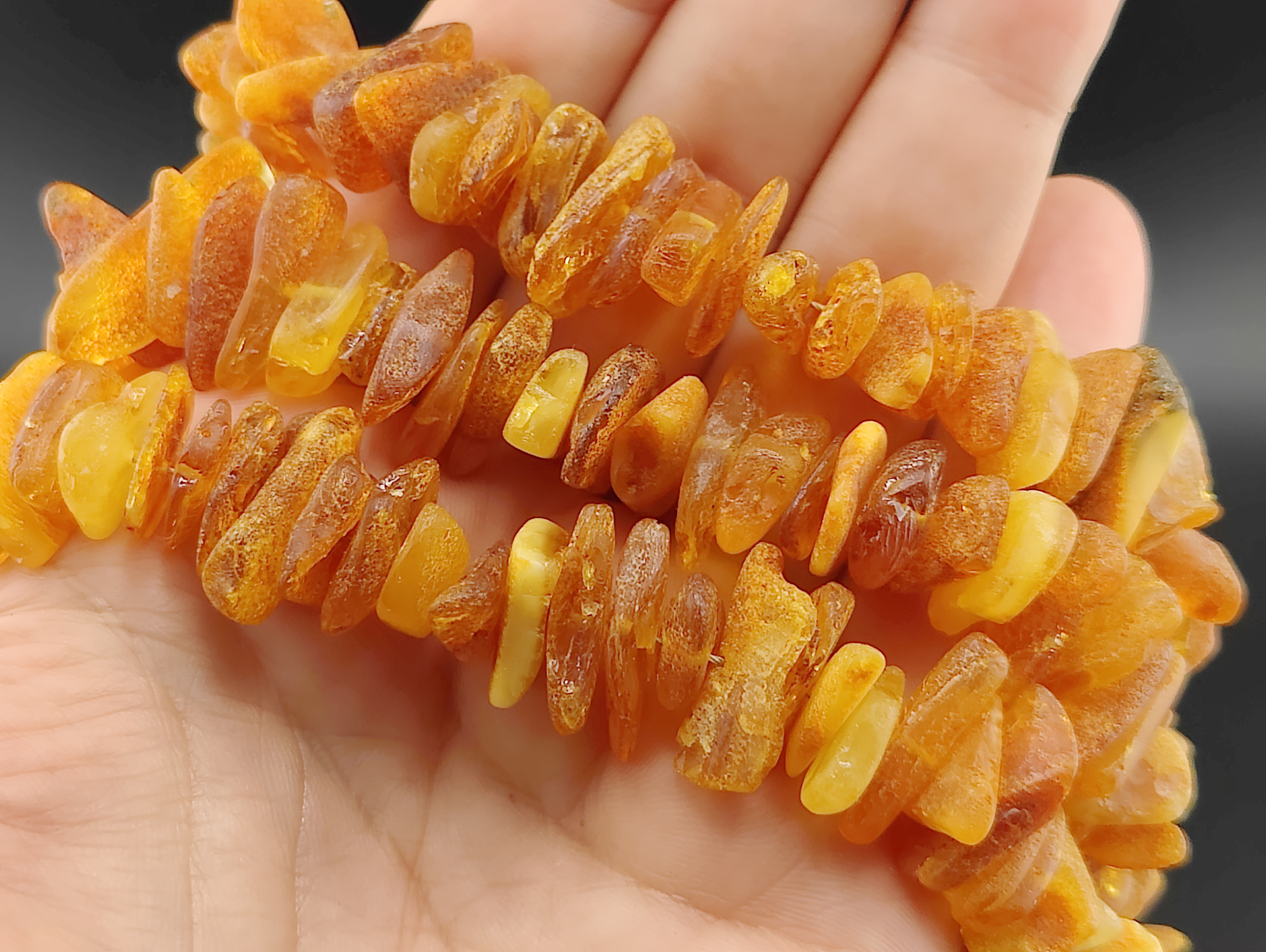 AAM0045 Бусы из необработанного янтаря "лечебные"