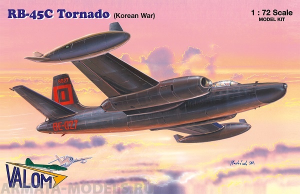 72125 Самолет N.A. RB-45C Tornado Valom
