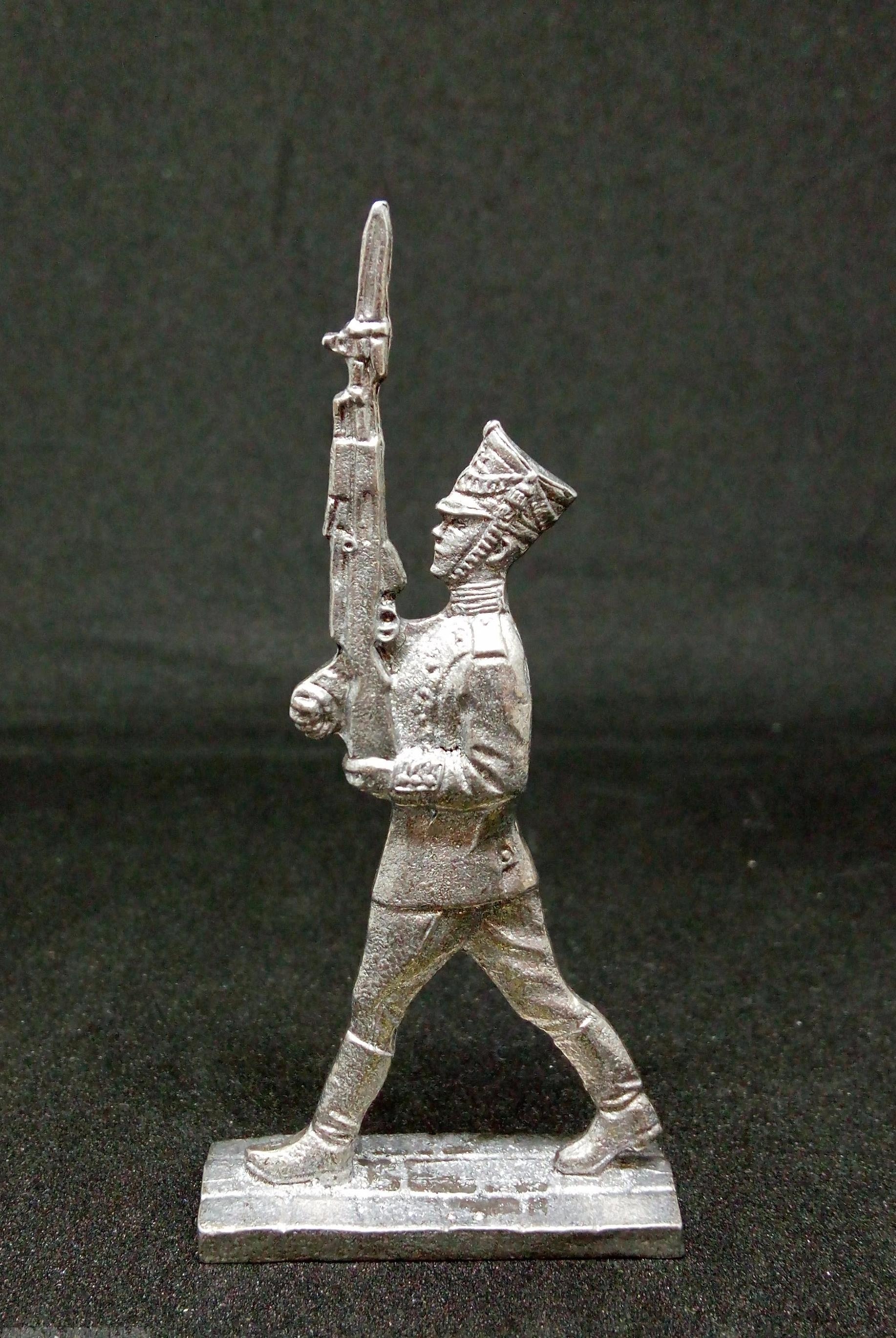 Н-17-013 Рядовой Президентского полка. На параде Солдатики "Ура"