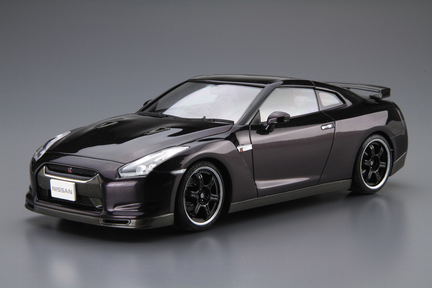 05317 Nissan GT-R R35 Spec-V '09 Aoshima