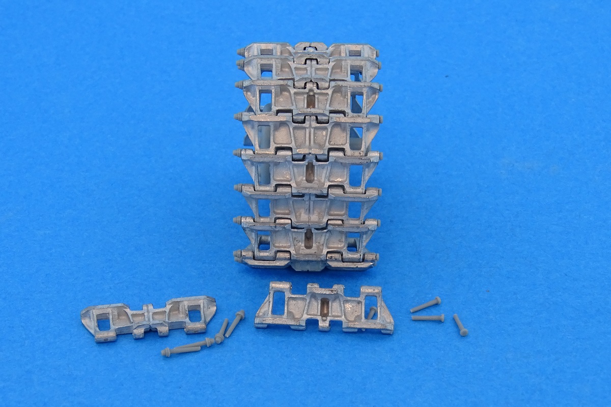 MTL-35030 Tracks for KV-1  halves