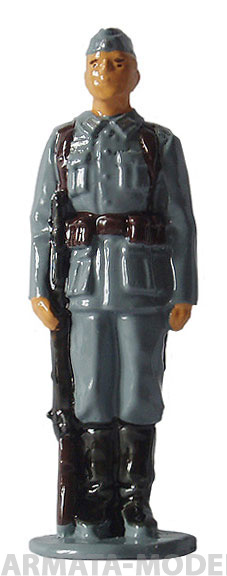 7-050 окрашеная фигура Немецкий пехотинец в пилотке Солдатики "Ура"