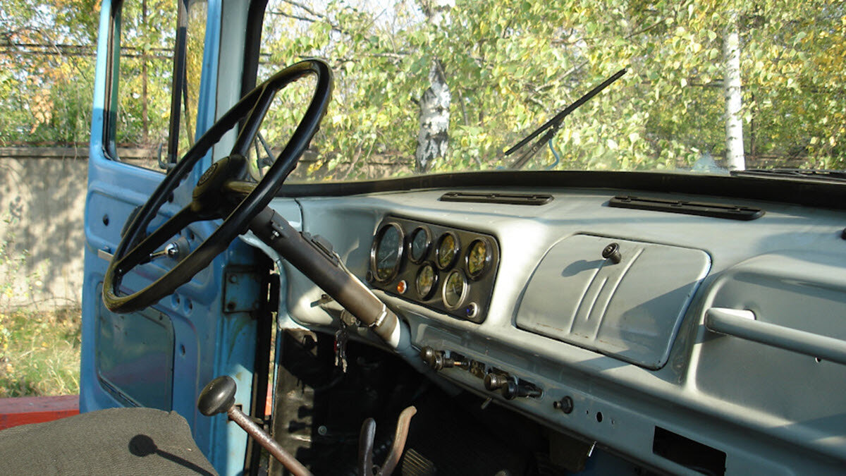 AM35946 3D интерьер Зил-130 Звезда