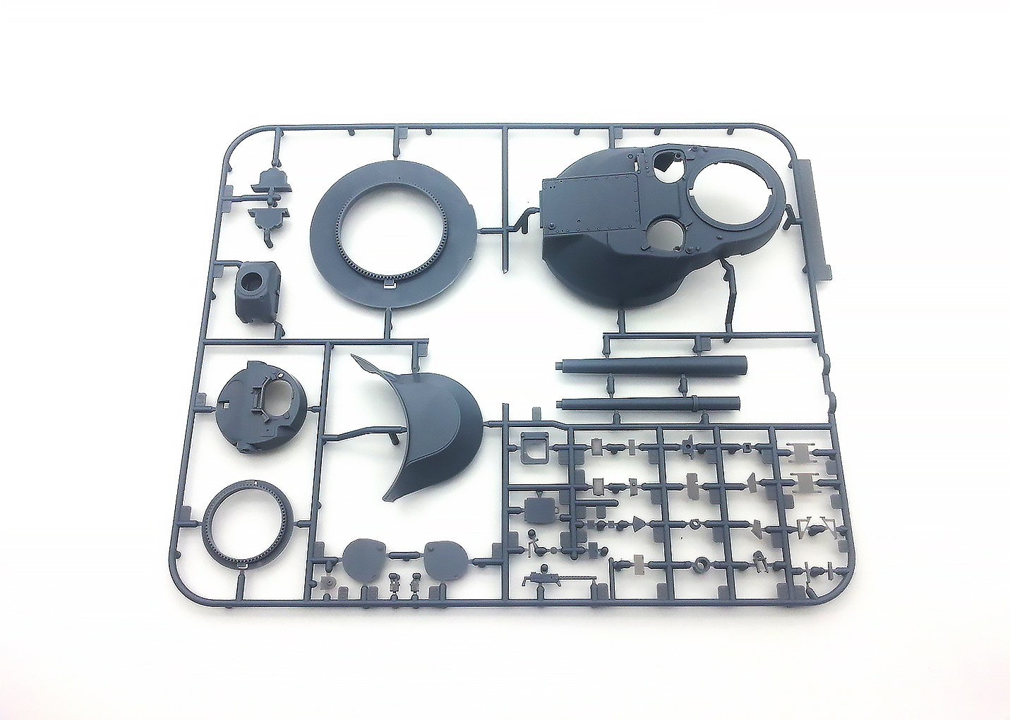 AH35A006 British Heavy Tank FV214 Conqueror Mk I Amusing Hobby