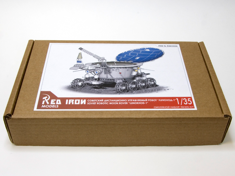 RIM35030 Советский дистанционно управляемый робот Луноход-1, масштаб 1/35 Red Iron