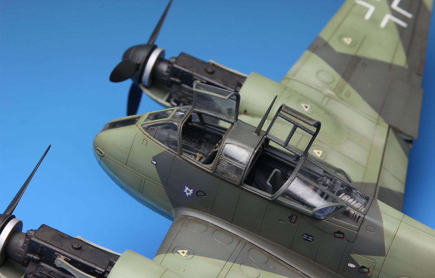 LS-003 Messerschmitt Me410A-1 Hight Speed Bomber Meng