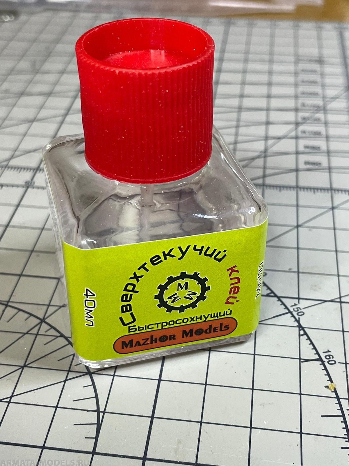 MM110  Клей сверхтекучий (Extrafast салатовый)40мл