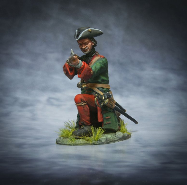 CHM-54074(M). Русский фузилер пехотных полков, 1708-10 гг. 54 mm. Материал - белый металл. Chronos Miniatures