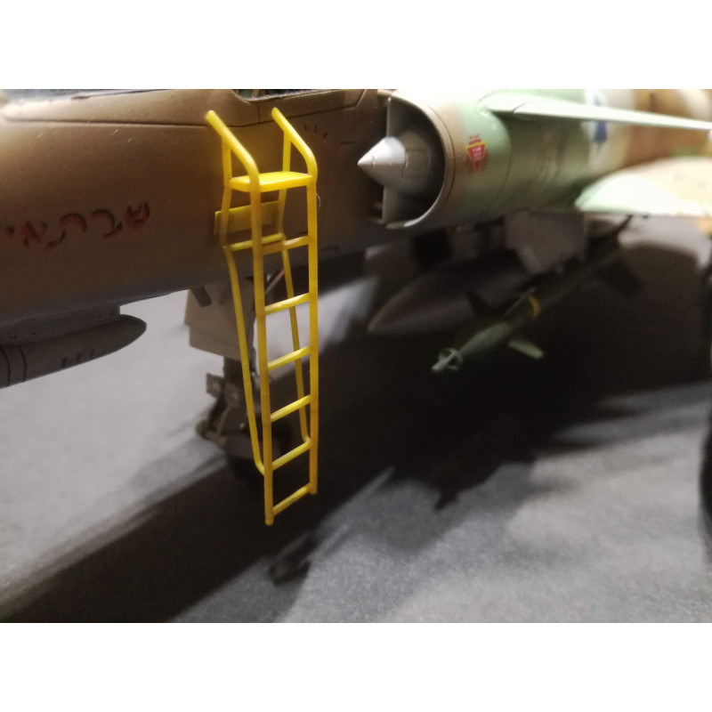 LP48024 Стремянка для самолёта Mirage III 1/48