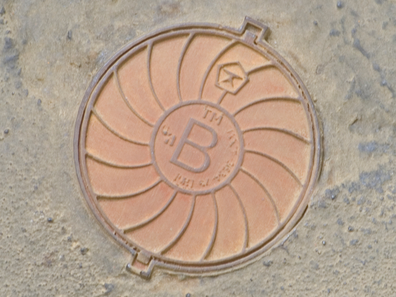 RIM35004 Люки канализационные1979+ (5 шт) масштаб 1/35