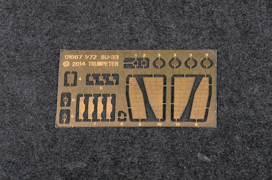 01678P Самолет Russian SU-33 Flanker D Trumpeter