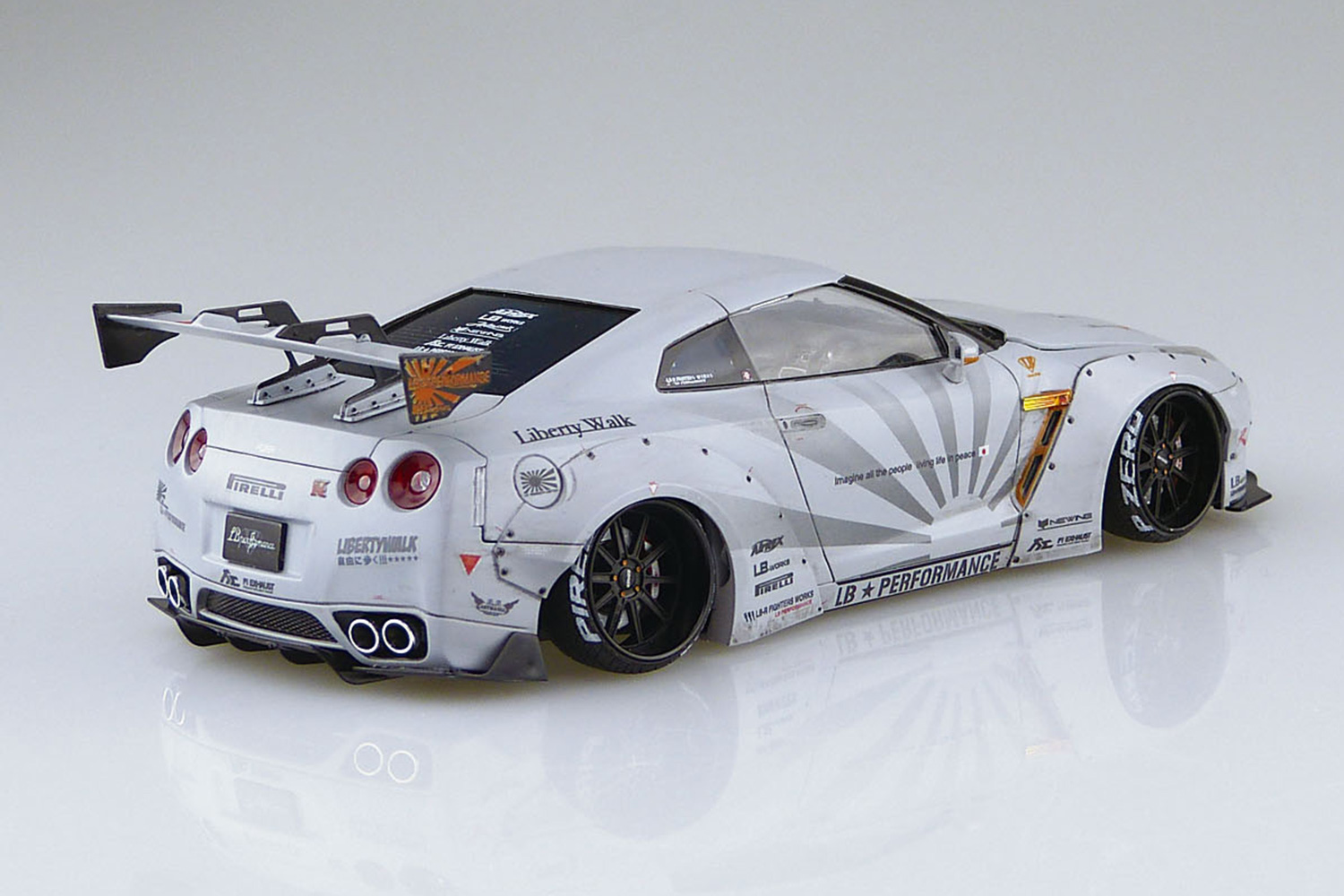 05403 Nissan GT-R LB Works Ver.2 Aoshima