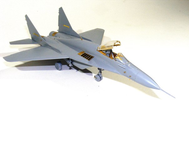 072211 МиГ-29СМТ от Звезды (1:72)