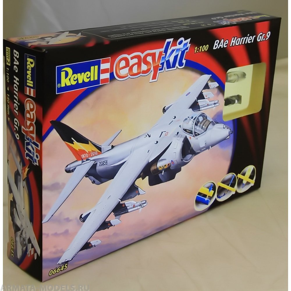 06645 Сборка Самолет Штурмовик Hawker Harrier, британский Revell