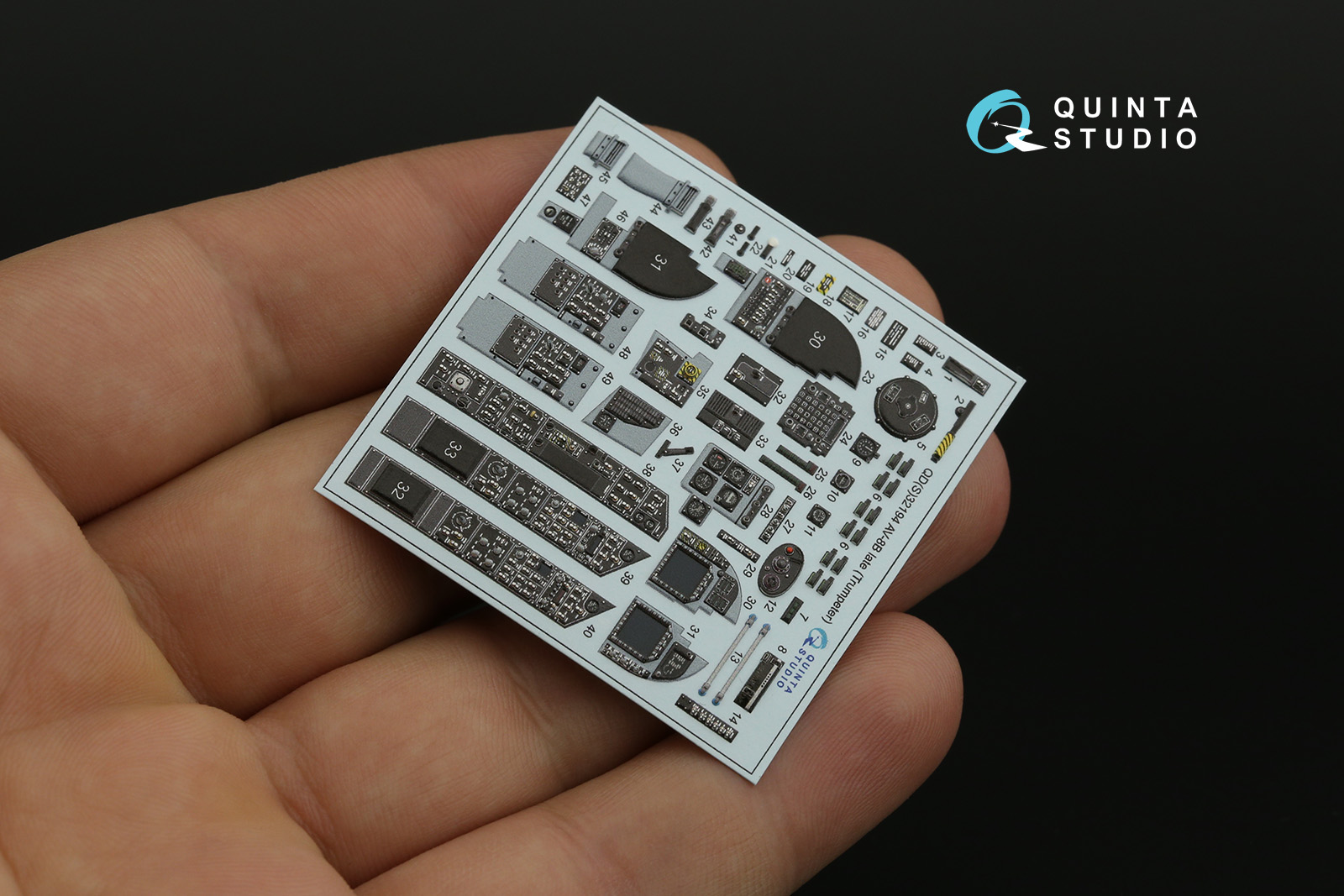 QD32194 3D Декаль интерьера кабины AV-8B Harrier II поздний (Trumpeter)