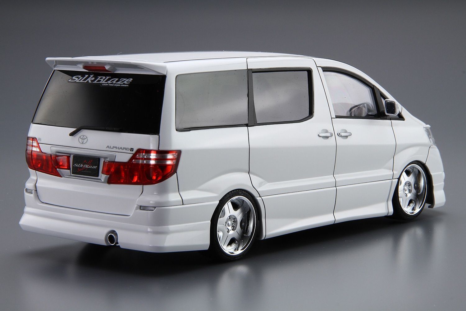 05873 Toyota Alphard Silk Blaze MNH/ANH10/15W Aoshima