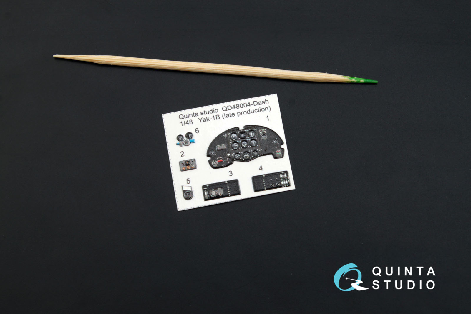 QD48004Dash 3D Декаль интерьера кабины Як-1Б (для модели Моделсвит)