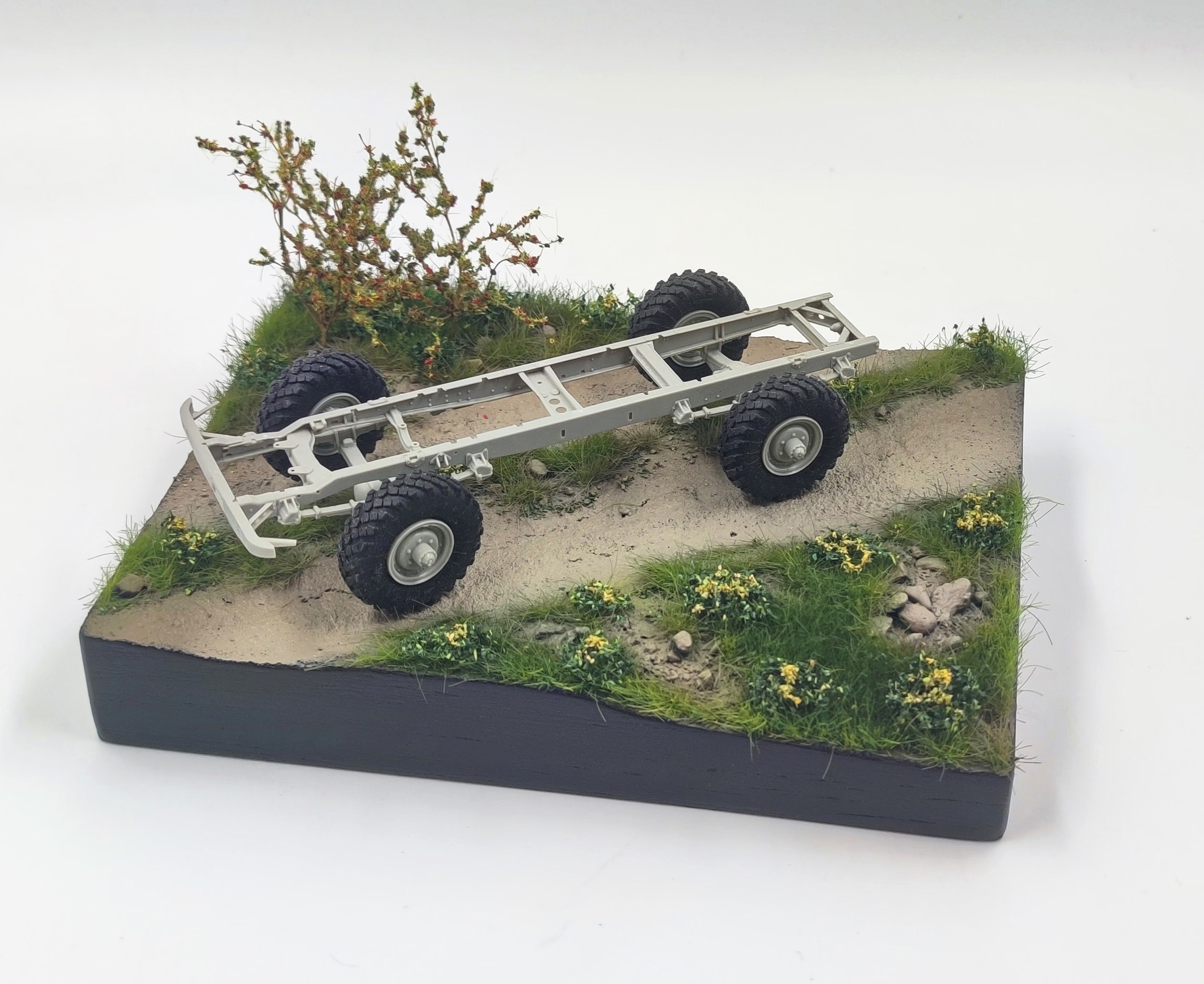 HE-35213 Подставка Дорожка (Аксессуары в комлекте) Размер 25*15*10