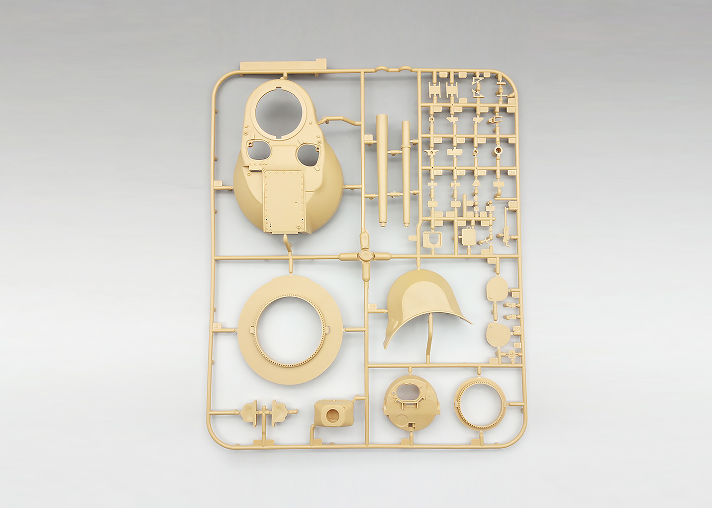 AH35A013 Британский тяжелый танк Super Conqueror Limited Edition Amusing Hobby