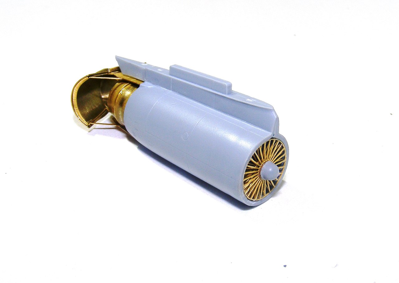 144203 Ту-154 от Звезды (1:144)