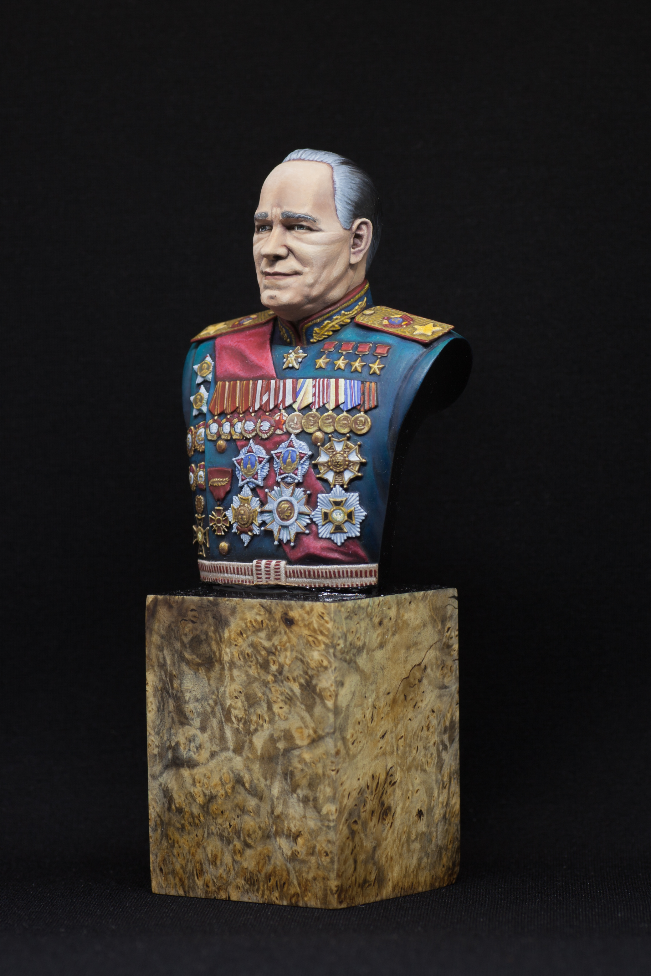 AM1006 Бюст  Маршал Победы 1/10 Arma Models