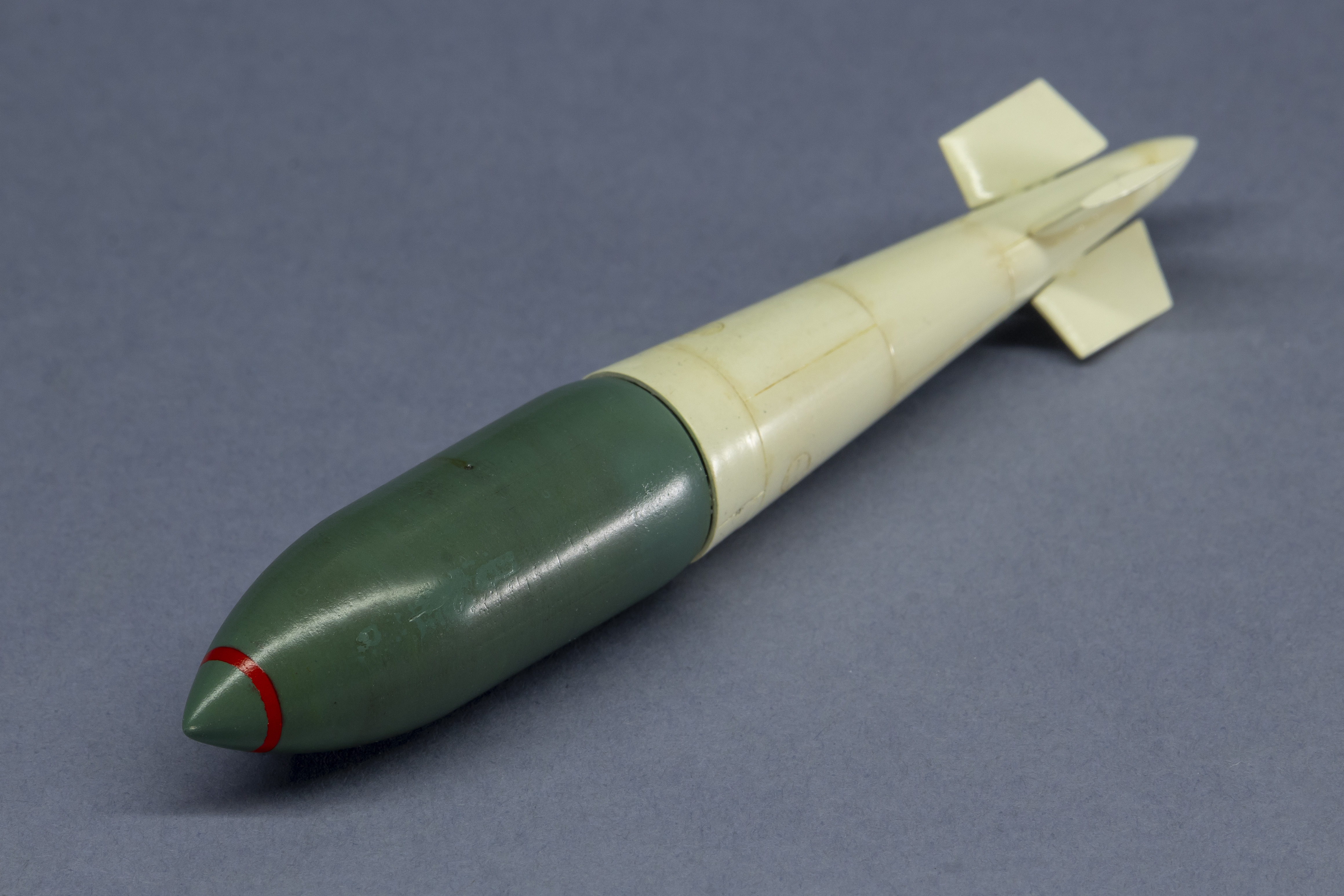 72-AA001 Бомба Grand Slam Bomb 1/72 AK3D models