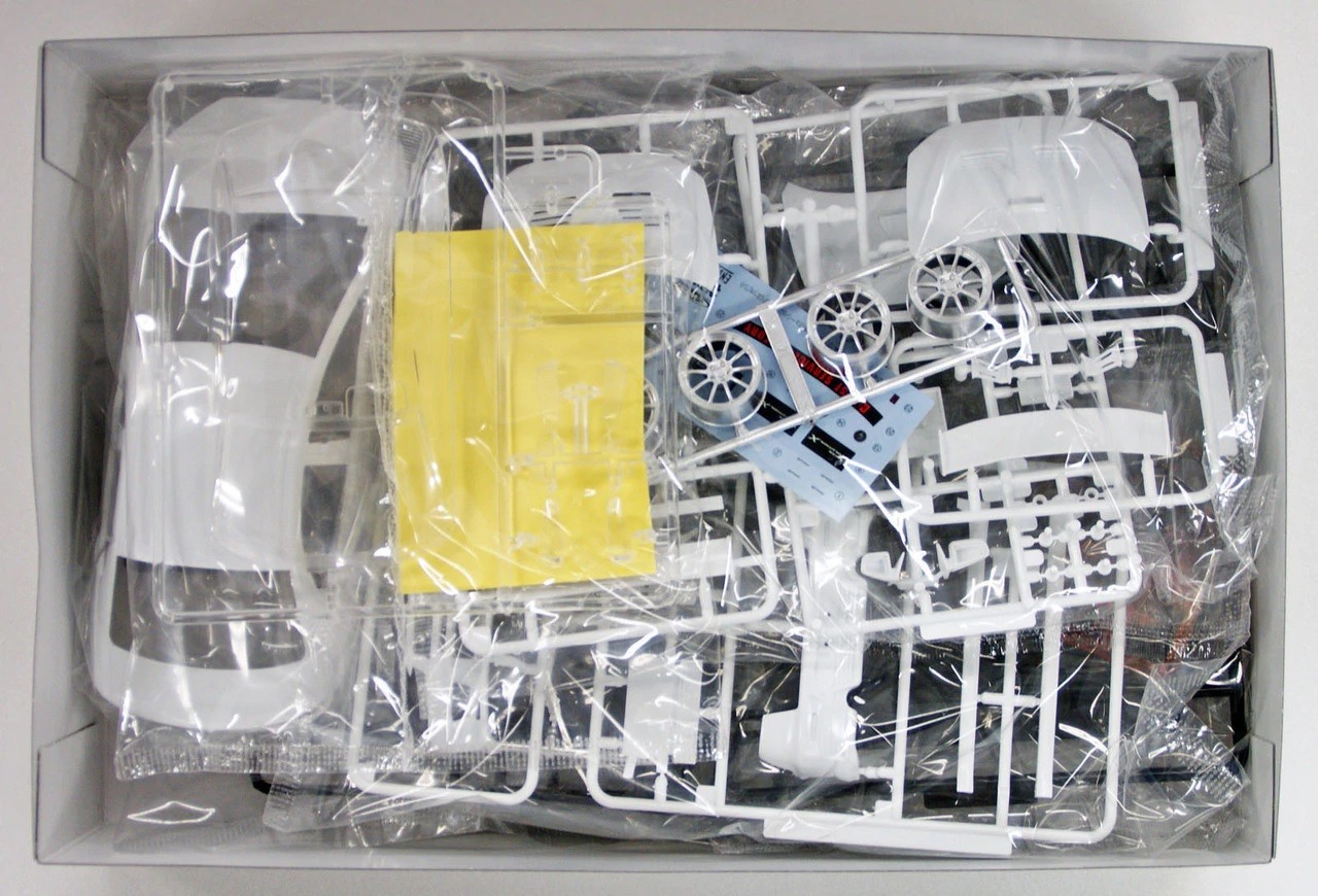 05897 Mitsubishi Lancer Evolution X C-West Aoshima