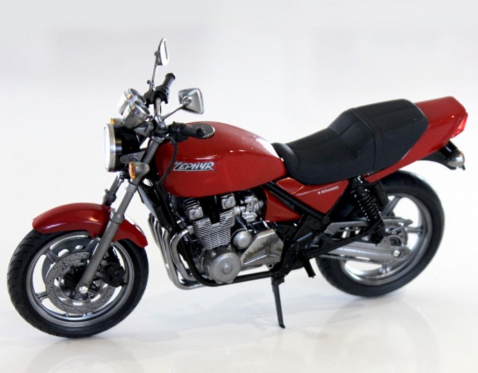 04149 Kawasaki Zephyr Aoshima