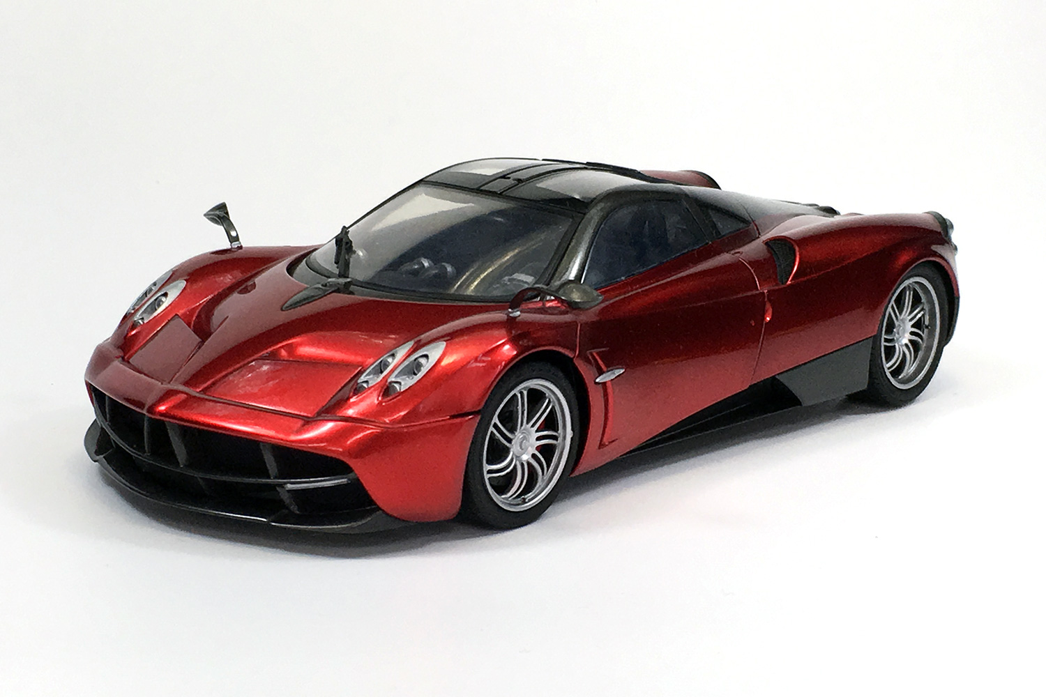 01091 Pagani Huayra [Overseas Edition] Aoshima