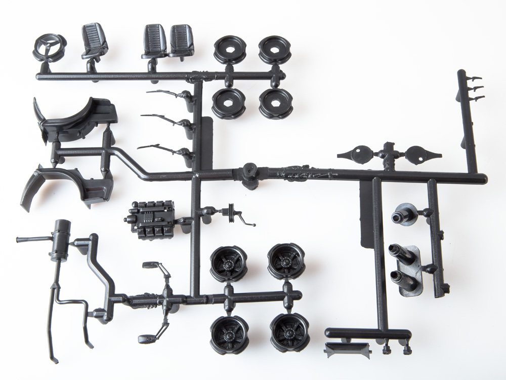 1412AVD Сборная модель КАМАЗ-54112 седельный тягач AVD Models