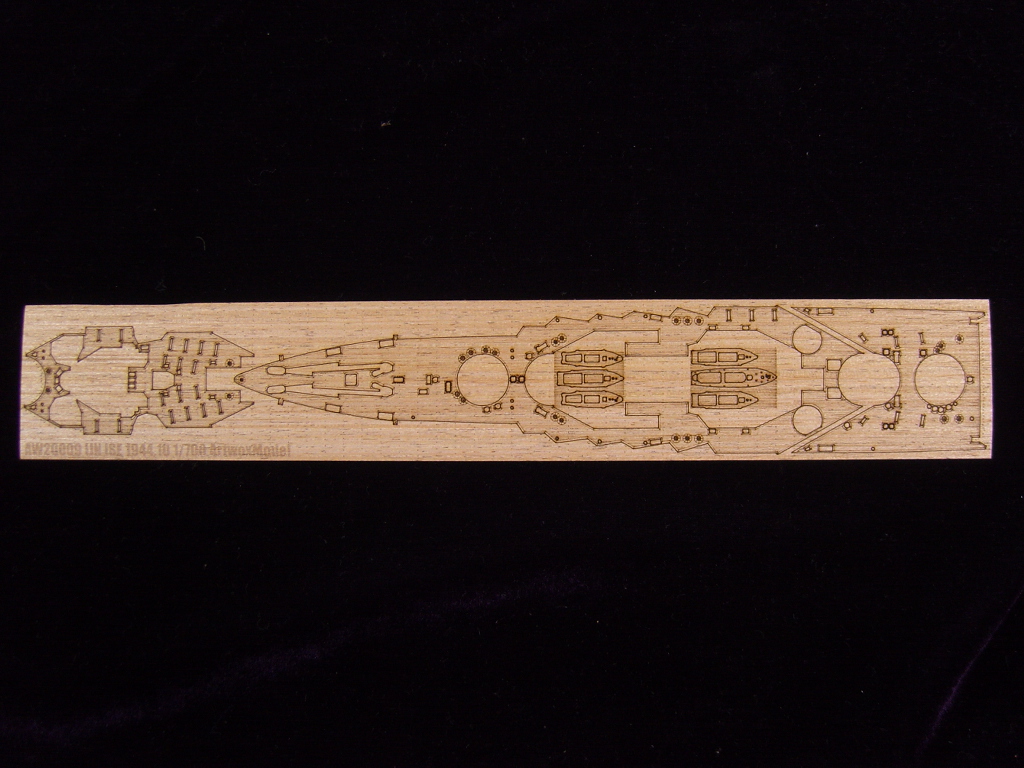 AW20009 Деревянная палуба для IJN Ise