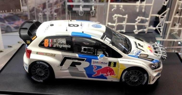 BEL005 Модель автомобиля  VOLKSWAGEN POLO R WRC 2013 Belkits