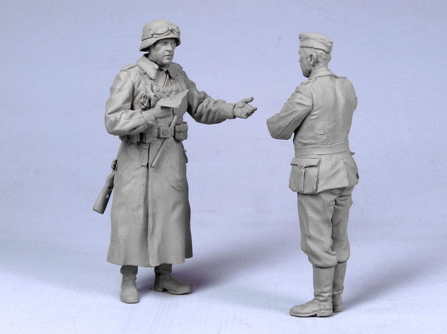 Т-35024 Немецкий фельджандарм с водителем (1941-1945 гг) (2) Tank