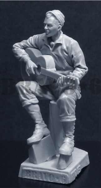B6-35116 Миниатюра US GI with Guitar