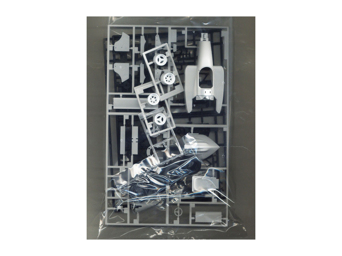 20590-Автомобиль KYGNUS REYNARD 89D (Limited Edition) Hasegawa