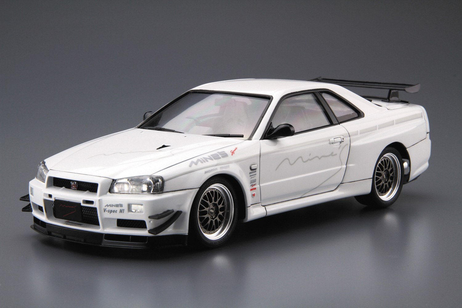 05365 Nissan Skyline BNR34 Mine's Aoshima