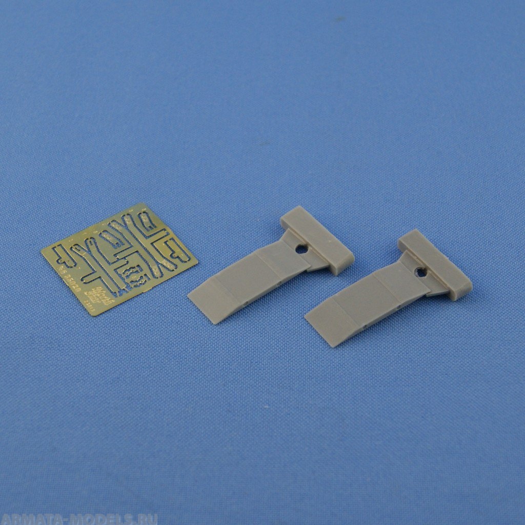 NS35029A Wooden boards (short) for moving over pits and other obstacles for German WWII trucks (Mercedes-Benz L3000, Opel Blitz)