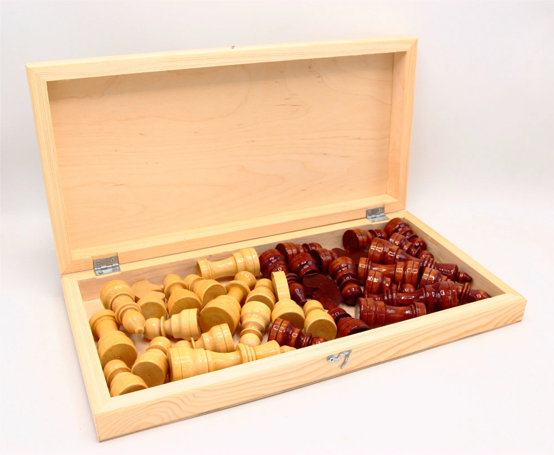 Ш-3FI Фабрика Игр: Шахматы гроссмейстерские в доске (430*410*28)