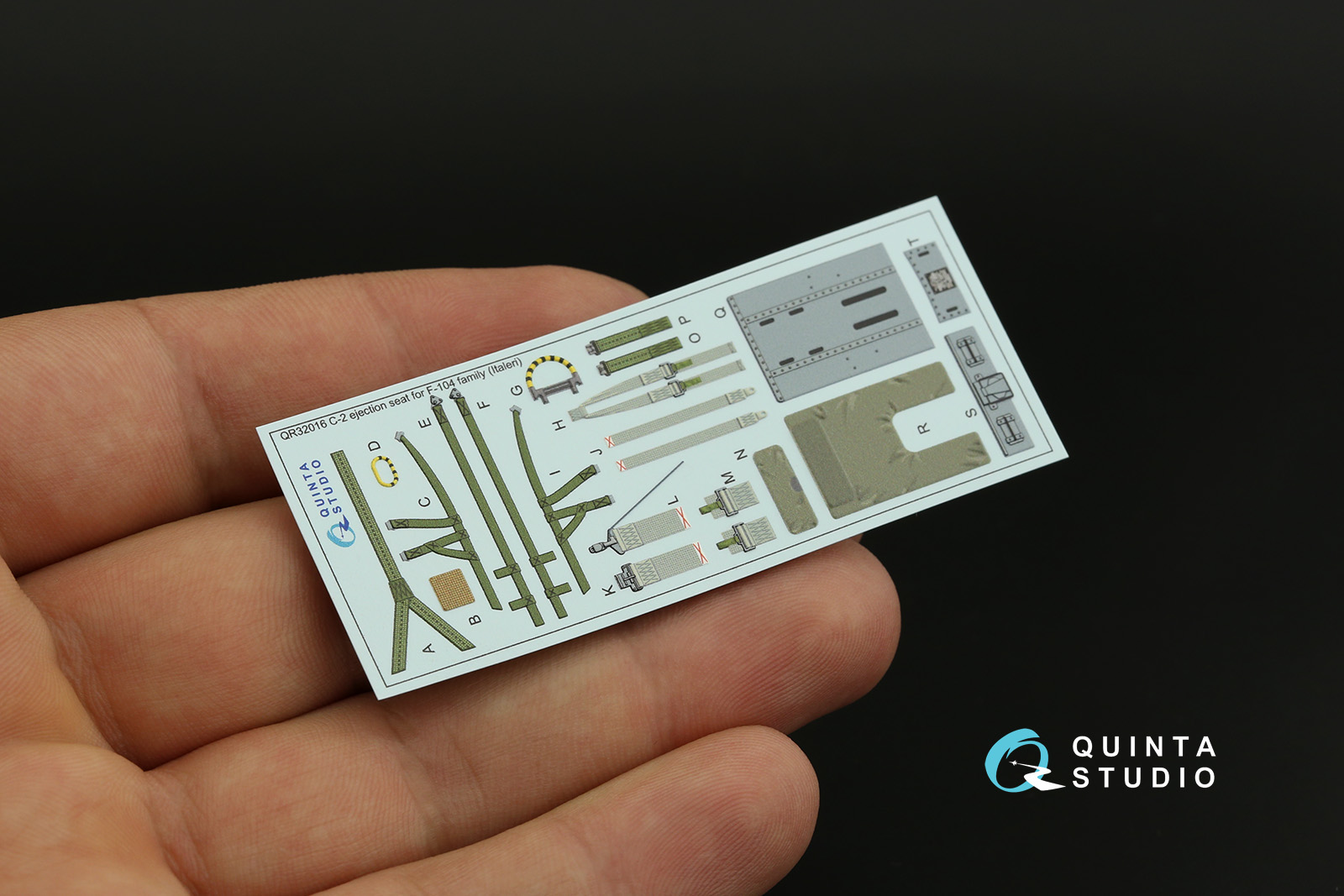 QR32016 Кресло C-2 для семейста F-104 (Italeri)