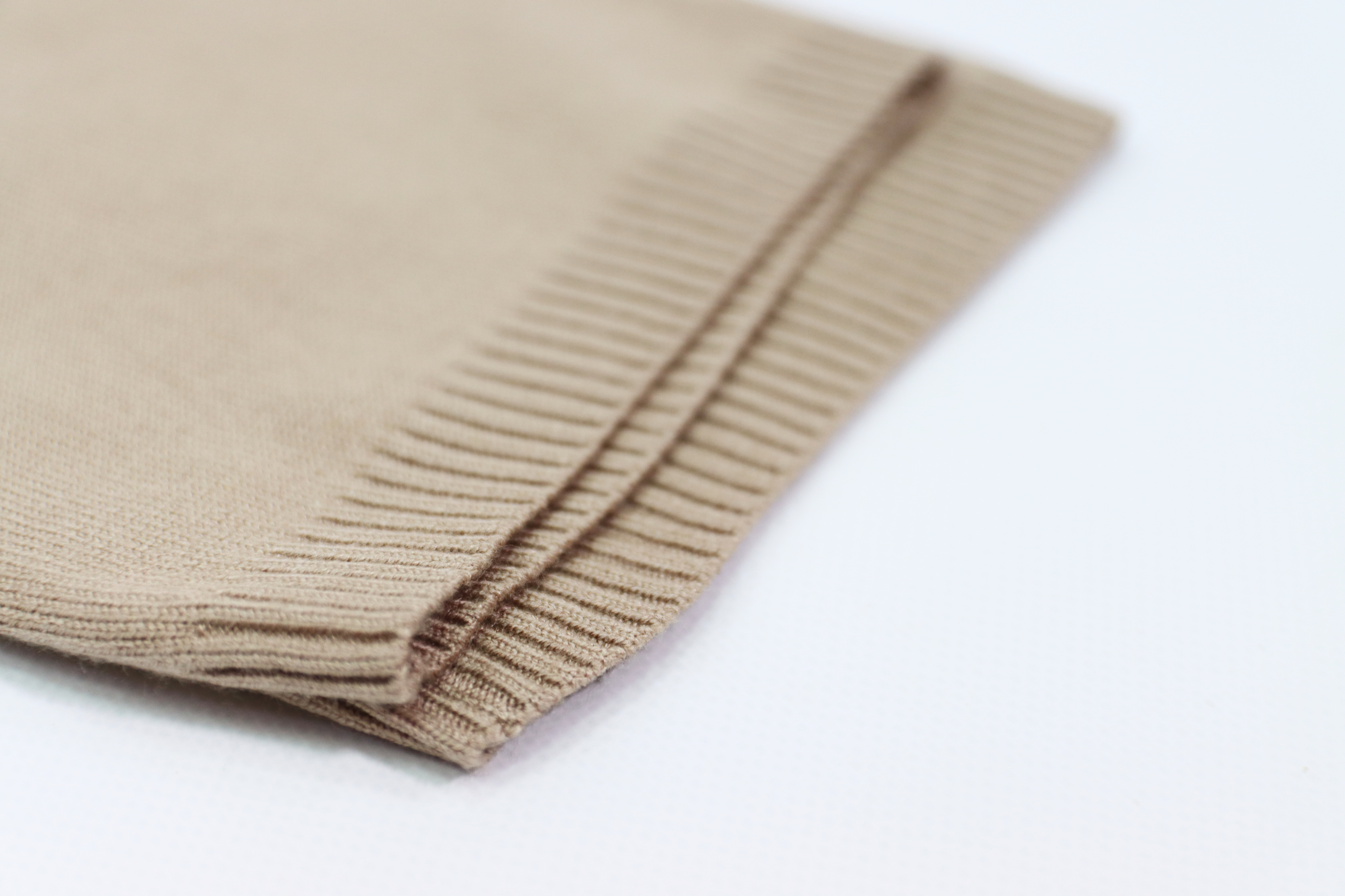 Детский вязанный костюм